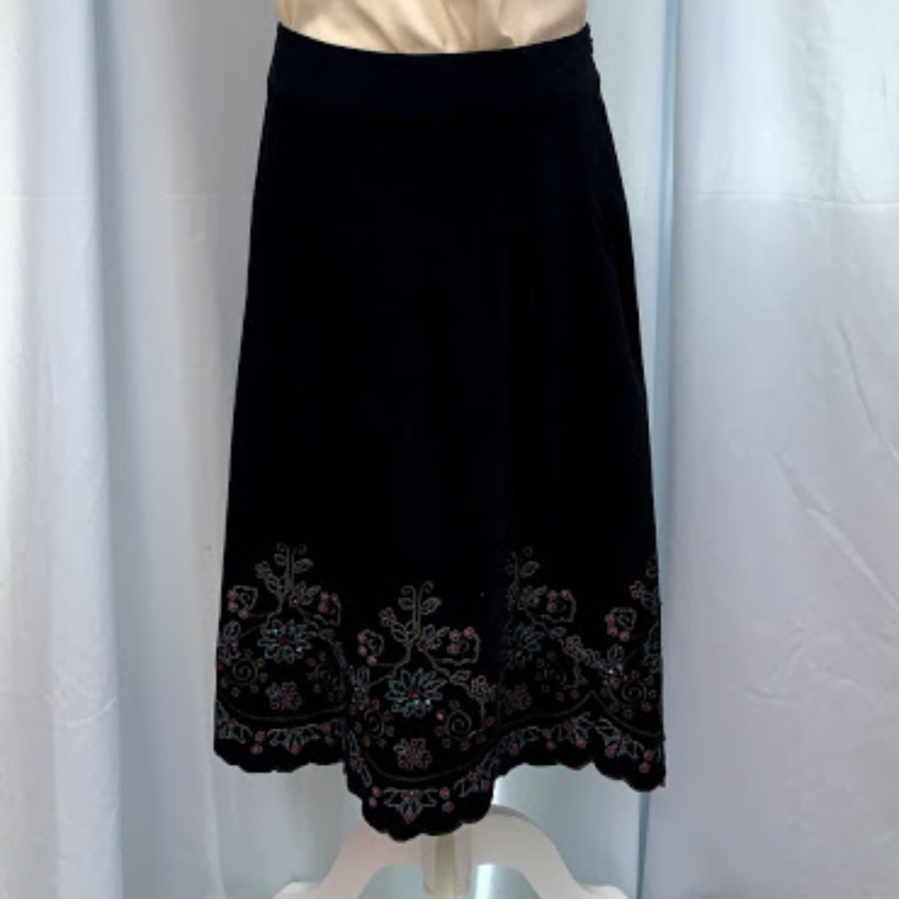 Black Skirt with Floral Embroidery